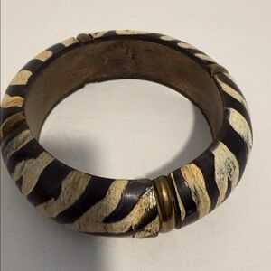 Stylish  Zebra Print Bangle Wood Bracelet
